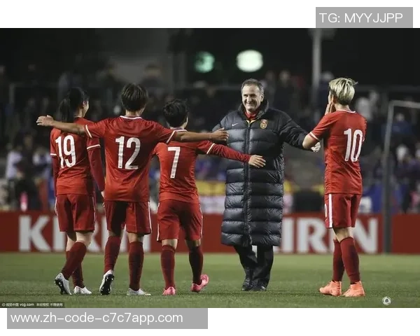 足球进球庆祝飞吻动作解析与明星球员的独特表达方式